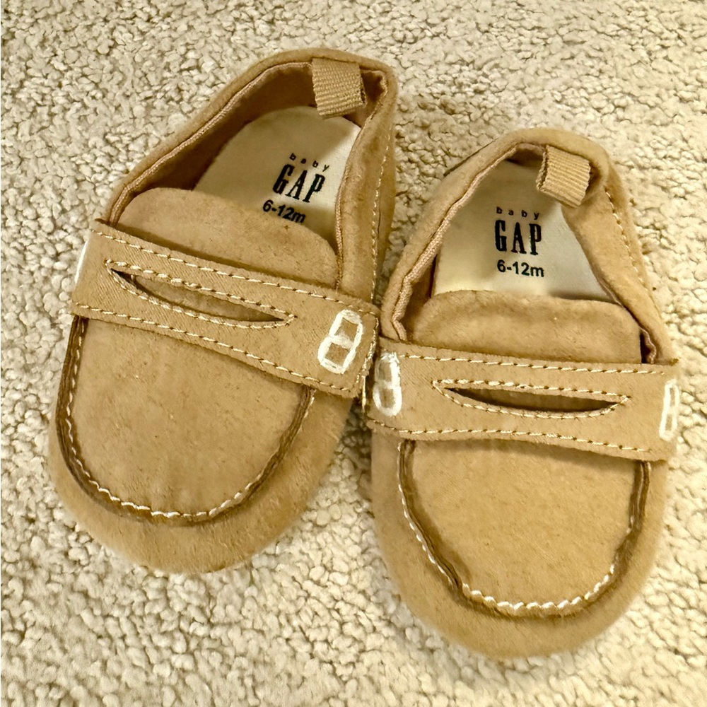 Baby GAP Tan Suede Slip-On Loafers | 6–12 Months | Soft Sole Moccasins